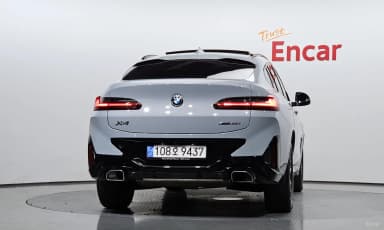 X4 (G02)