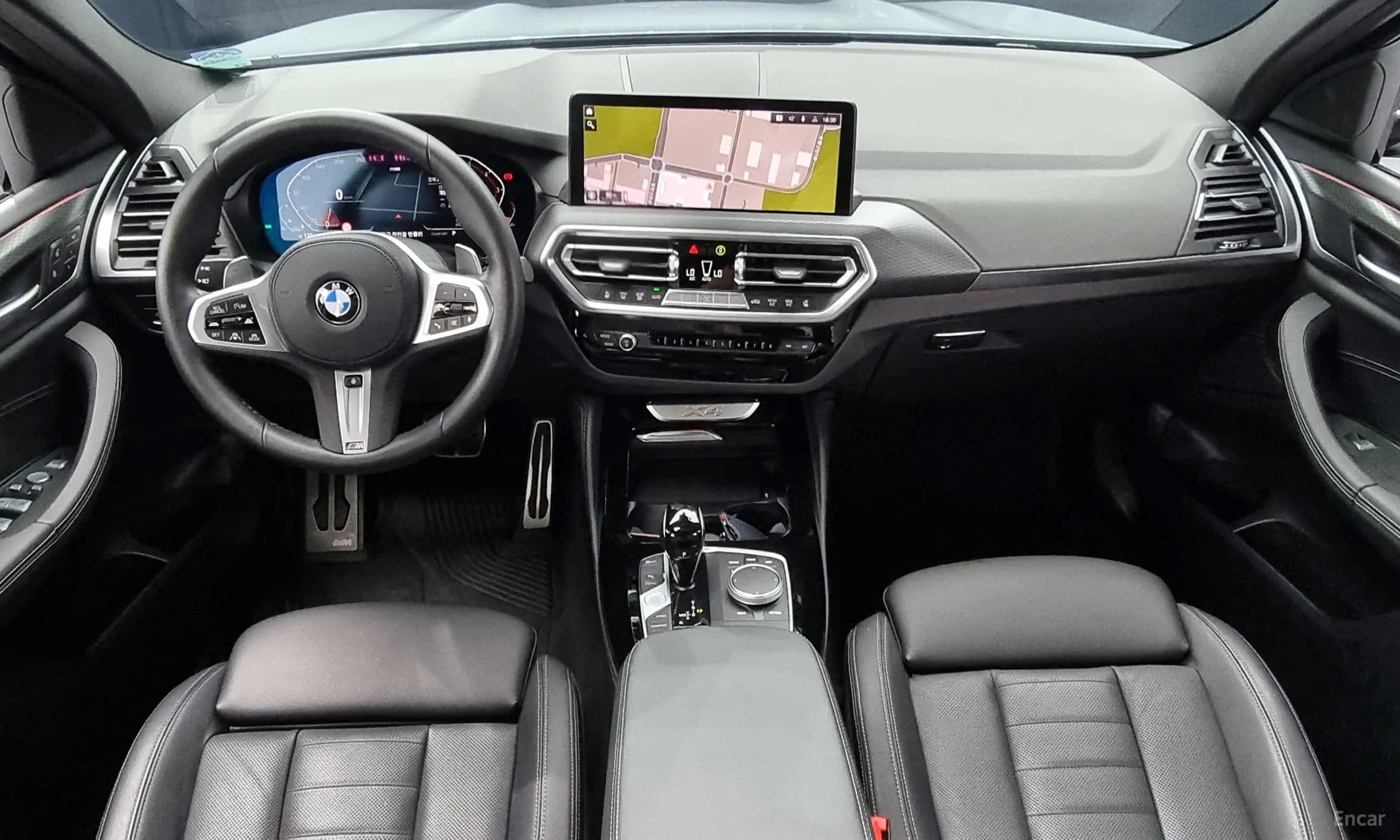 X4 (G02)