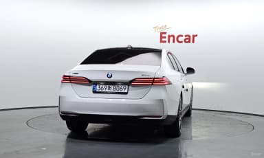 5 Series (G60)