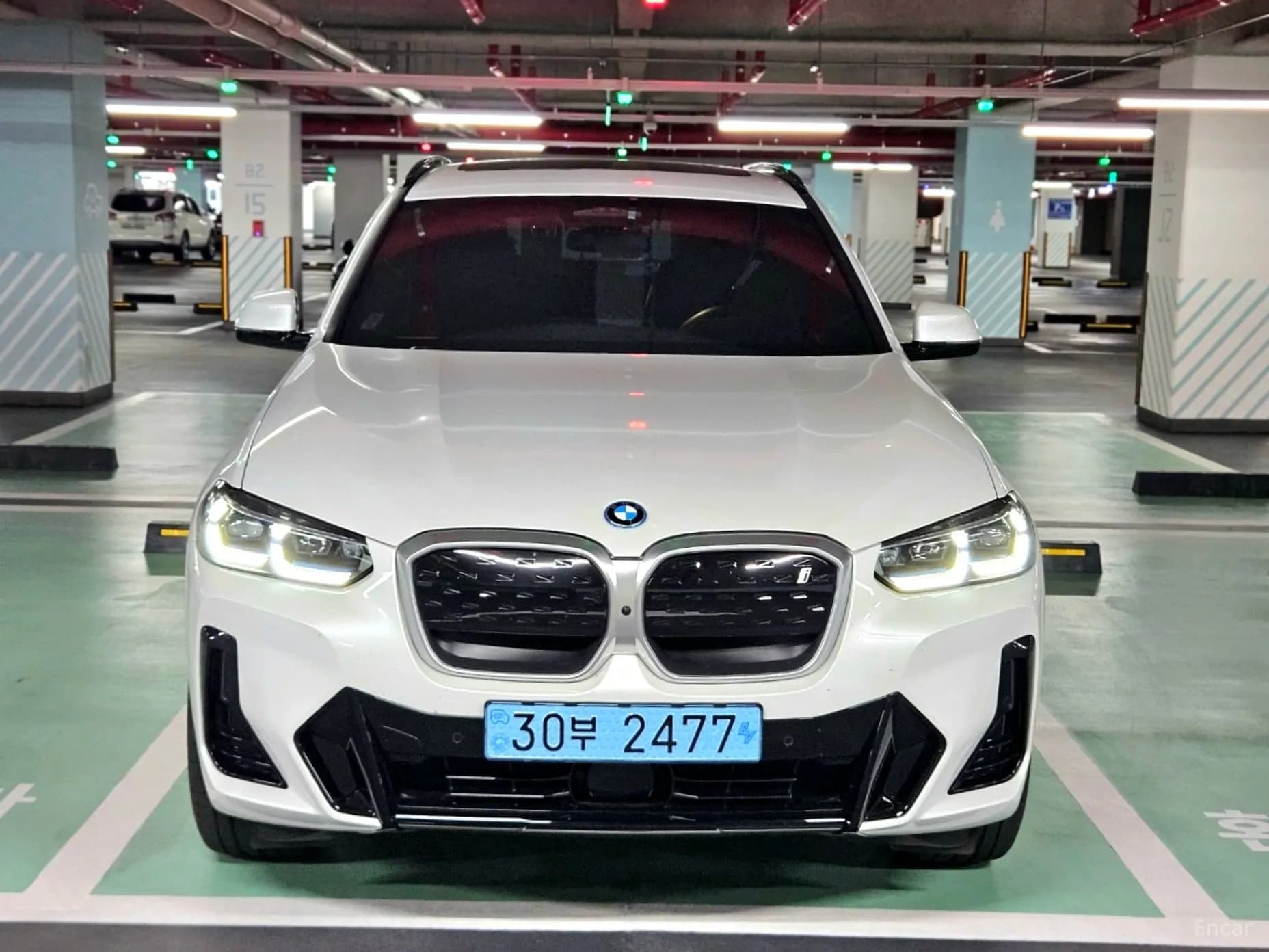 iX3