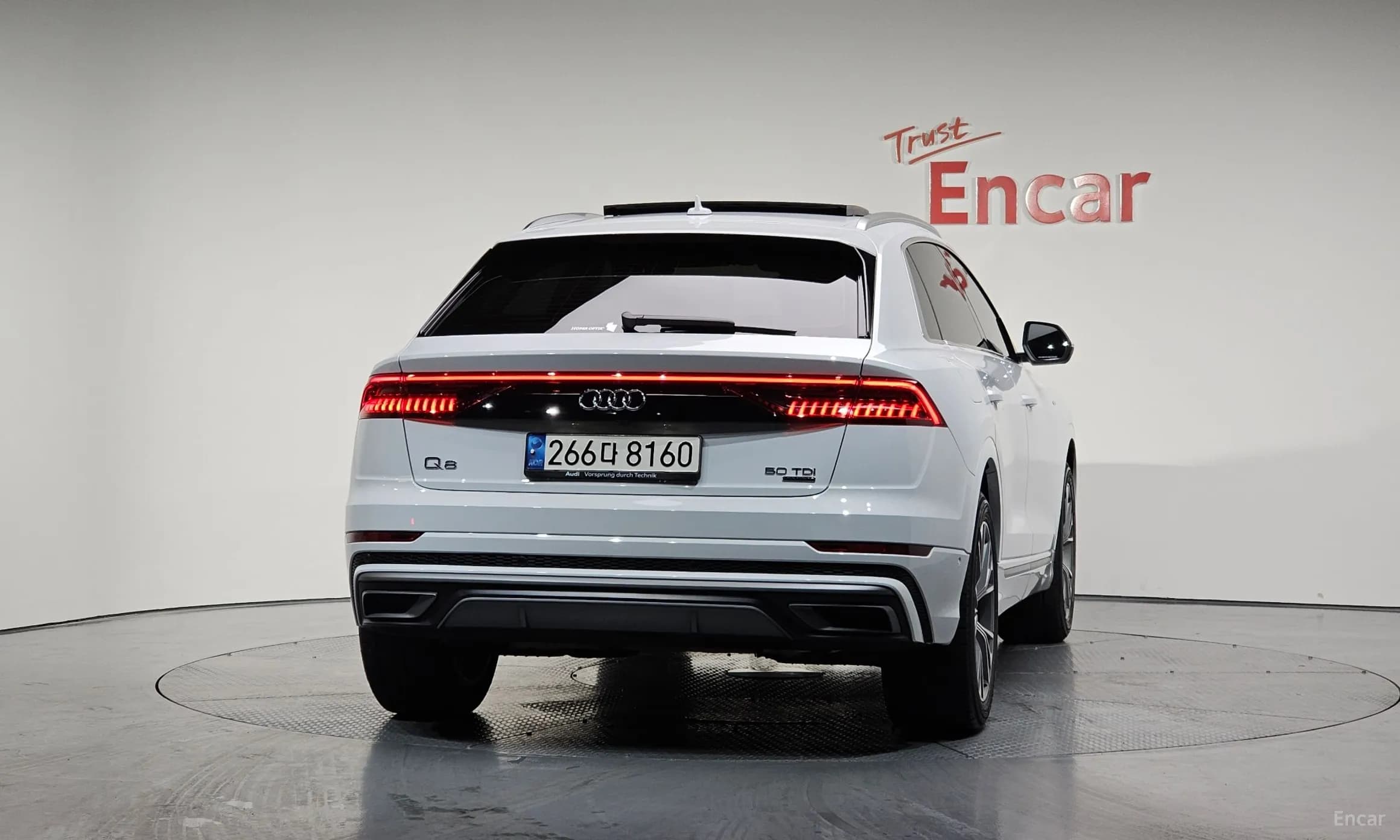 Q8 (4M)