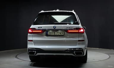 X7 (G07)