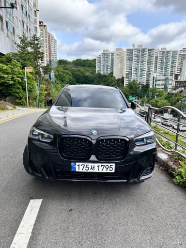X4 (G02)