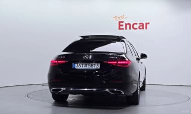 C-Class W206
