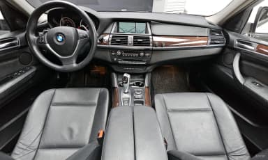 X6 (E71)
