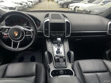 New Cayenne