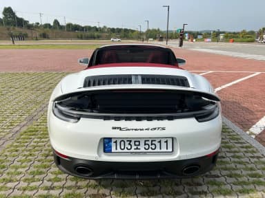 911 (992)