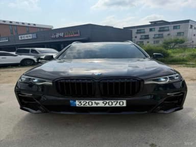 X7 (G07)