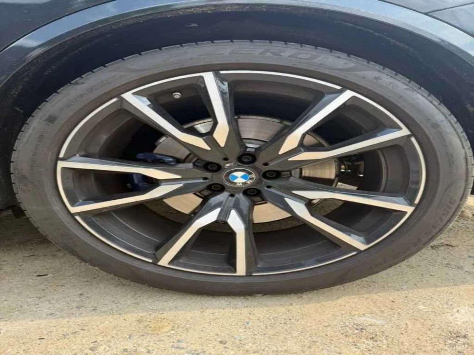 X7 (G07)