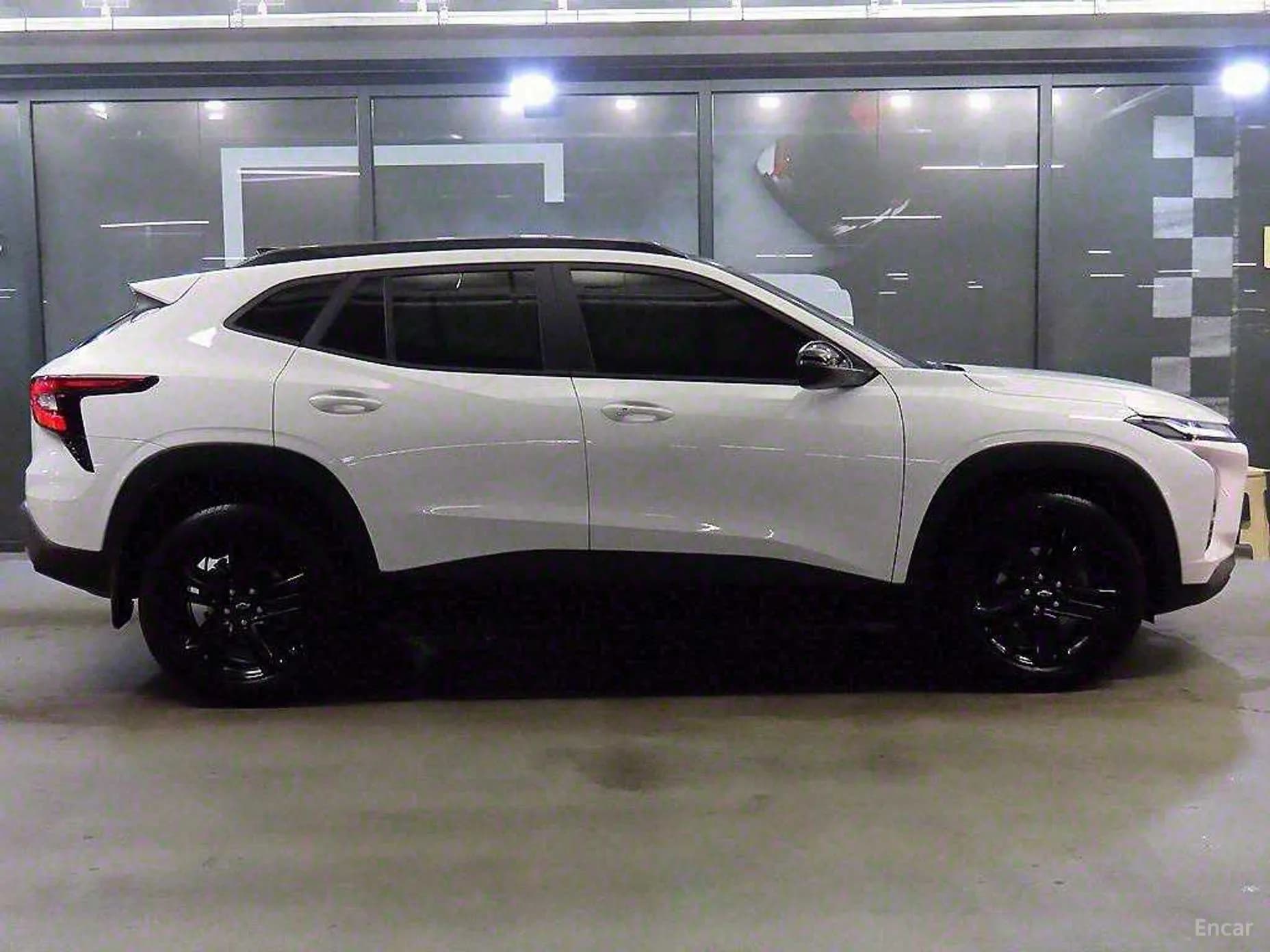 Trax Crossover