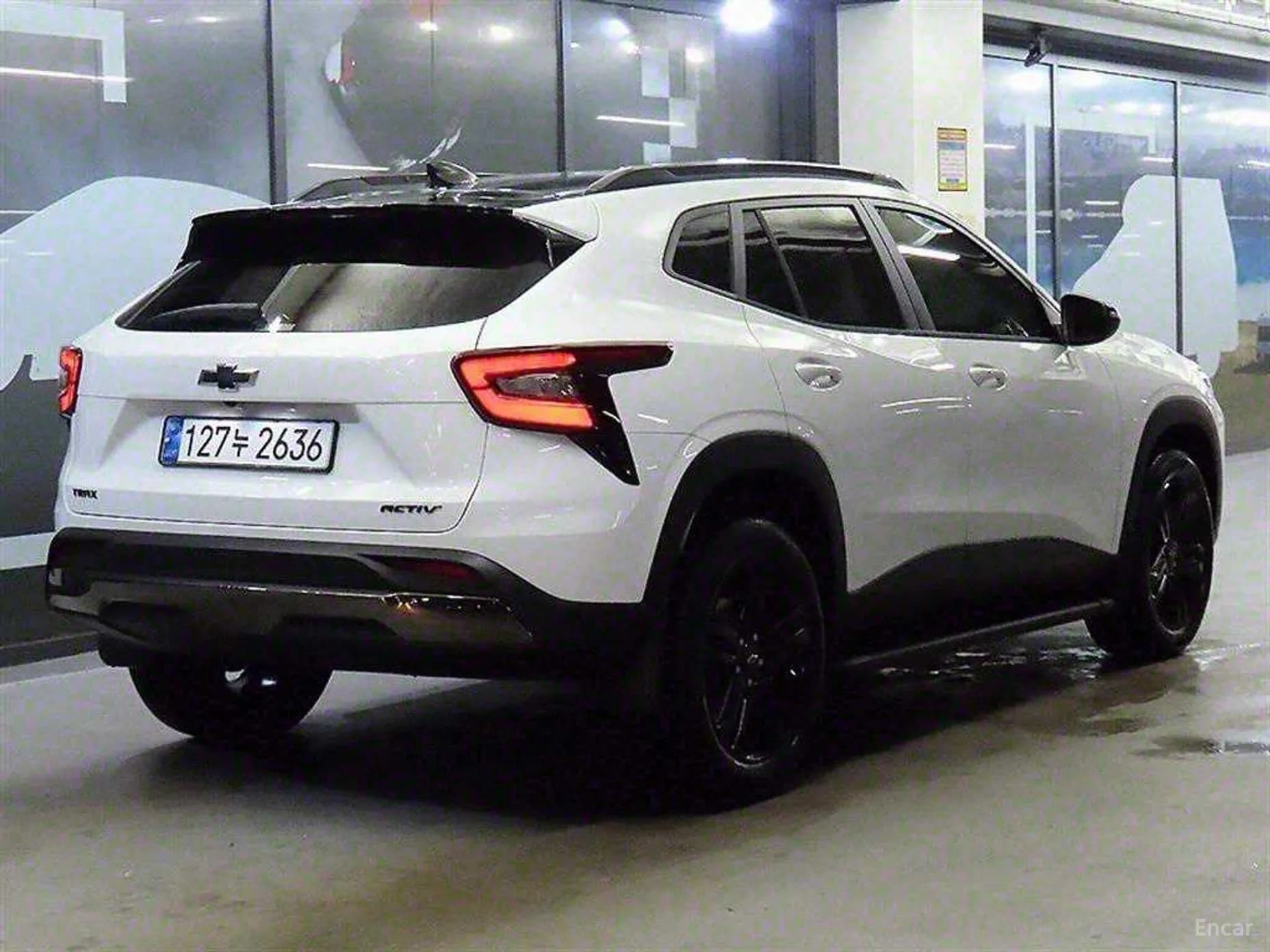 Trax Crossover