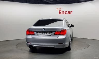 7 Series (F01)