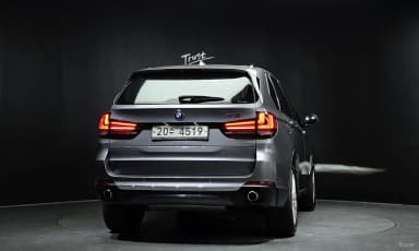 X5 (F15)