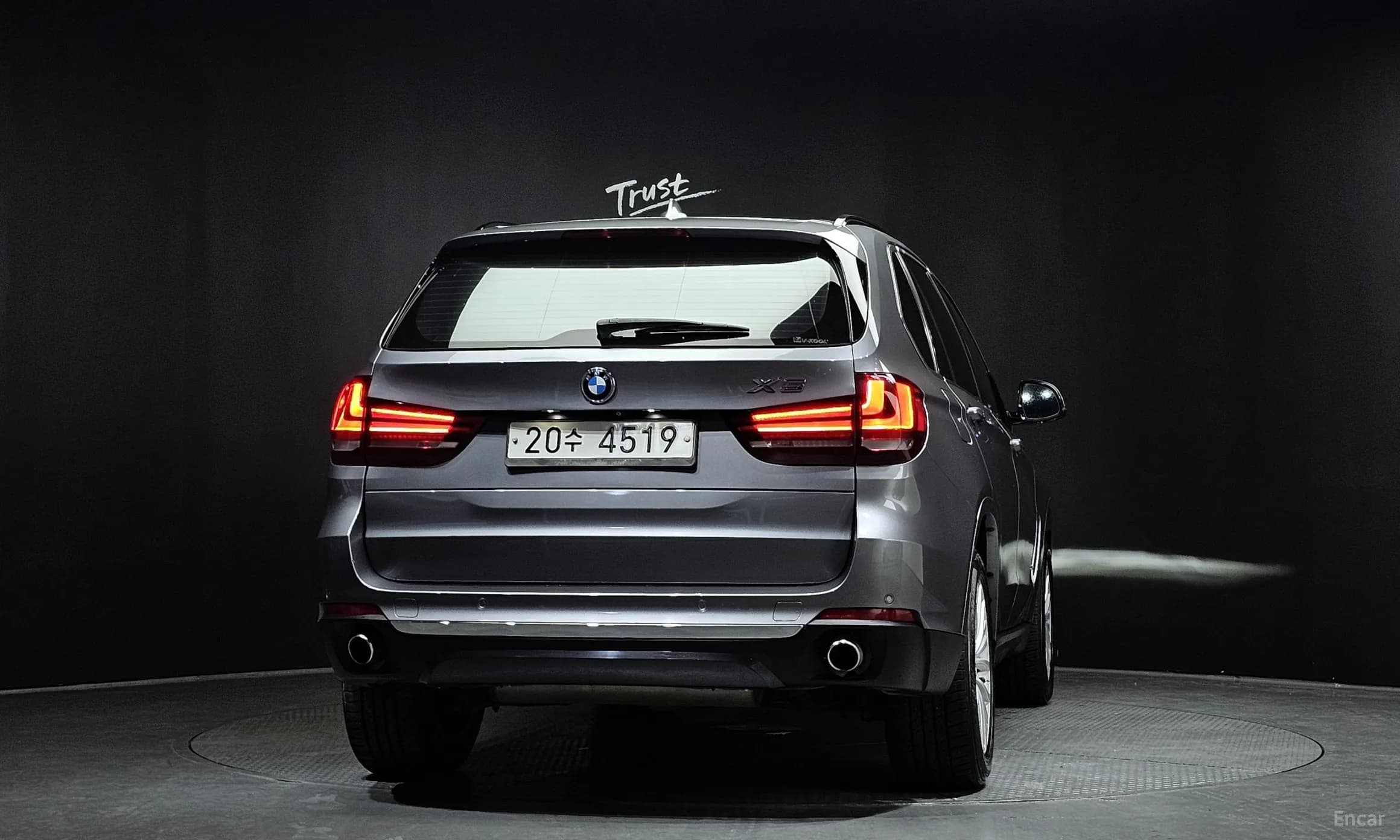X5 (F15)
