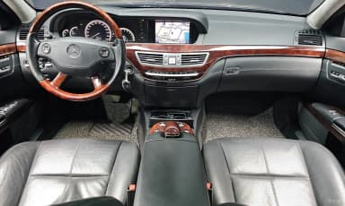 S-Class W221