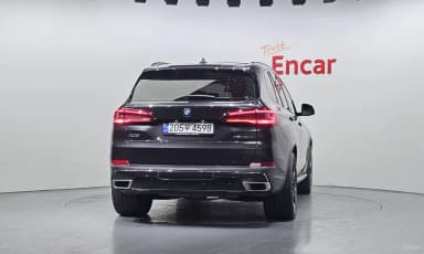 X5 (G05)