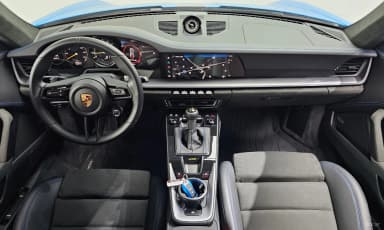 911 (992)