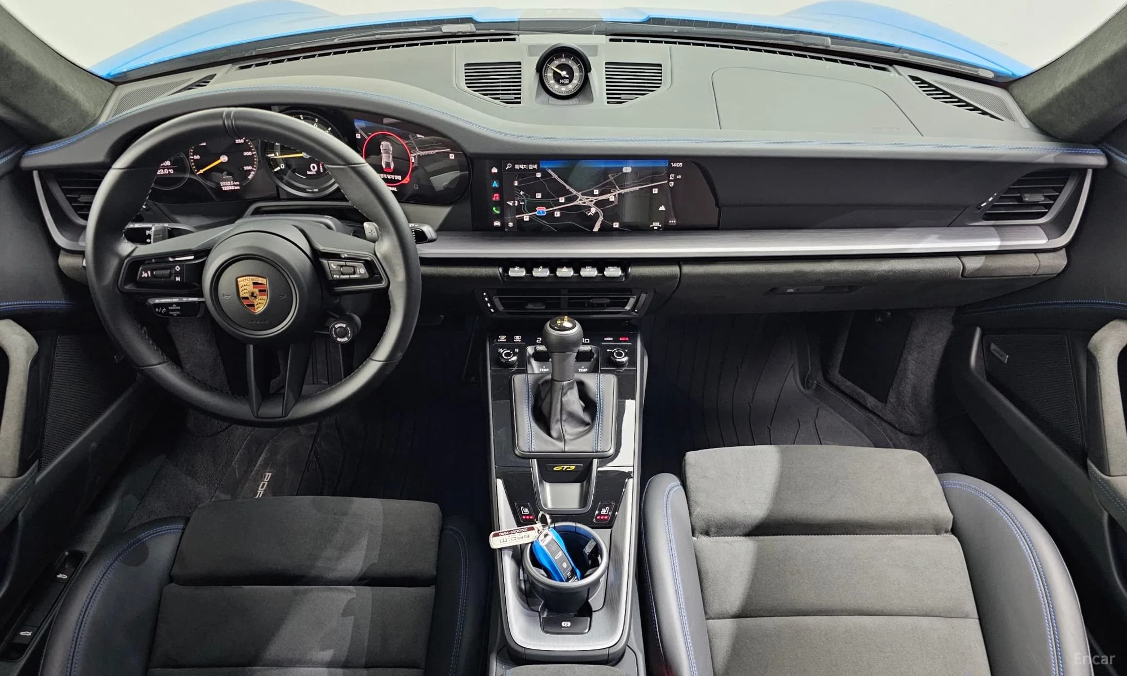 911 (992)