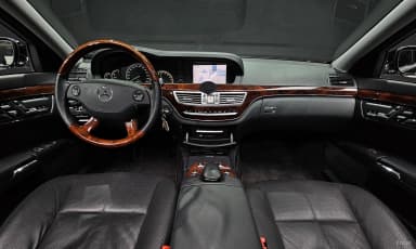 S-Class W221