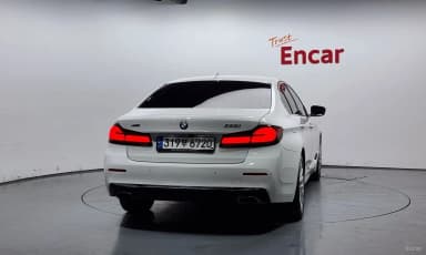 5 Series (G30)