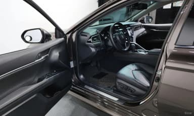 Camry (XV70)