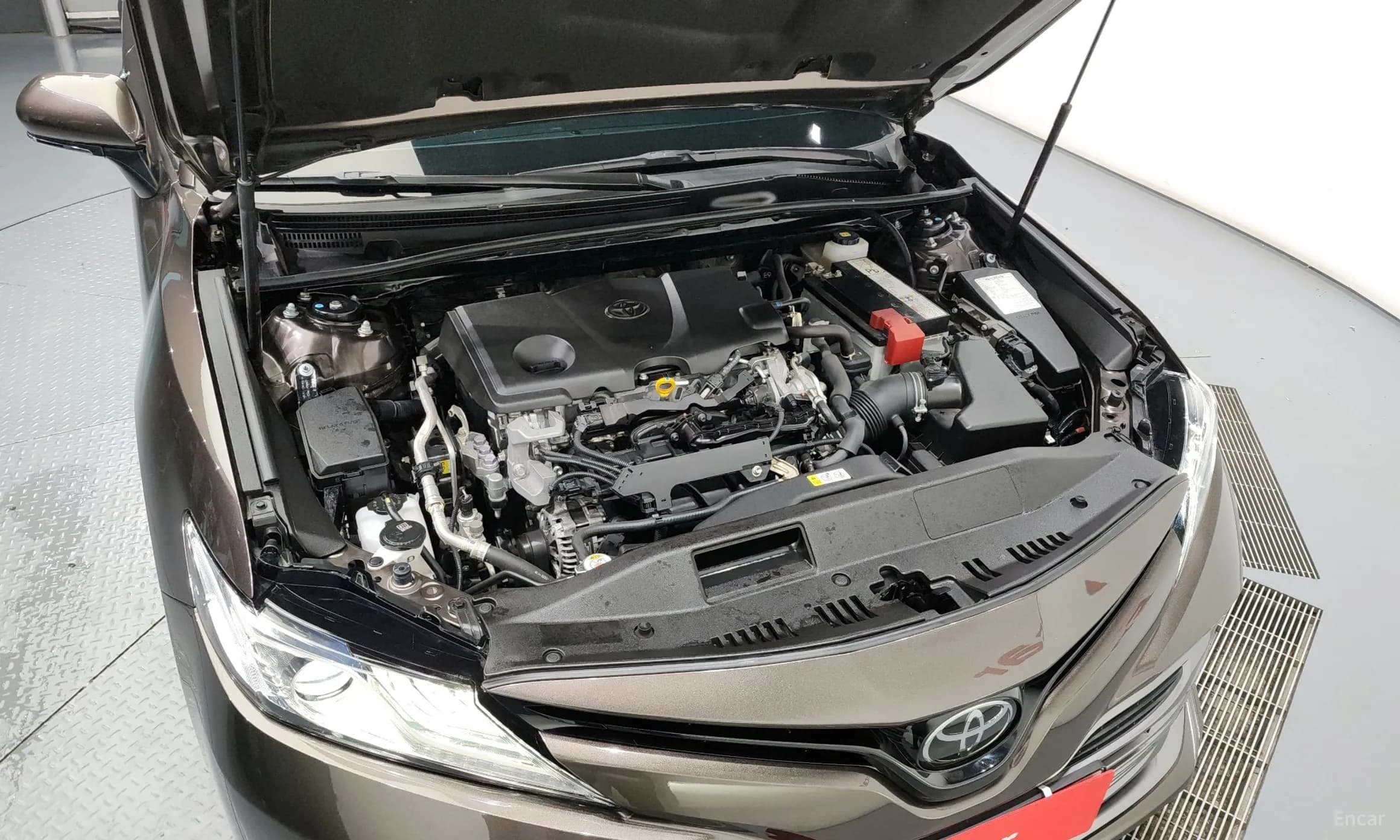 Camry (XV70)