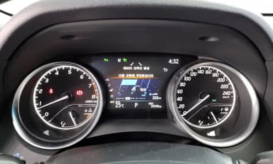 Camry (XV70)