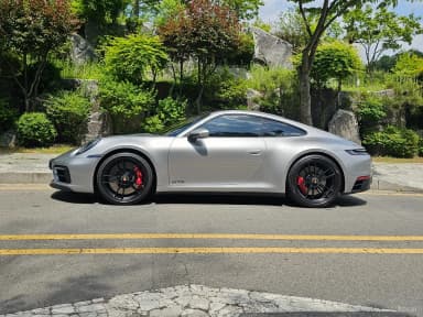 911 (992)