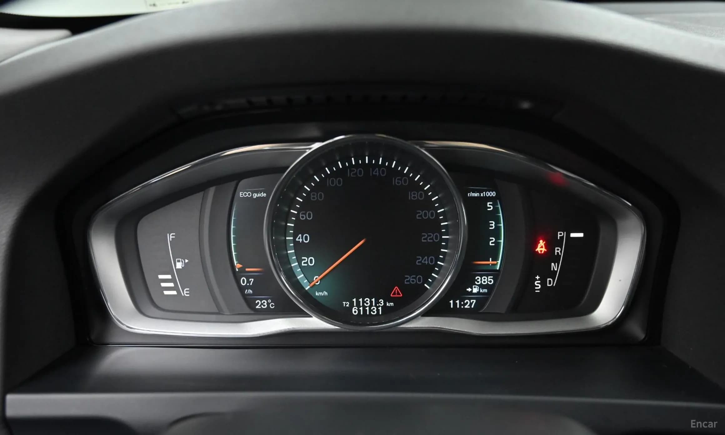 V60