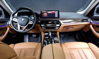 5 Series (G30)