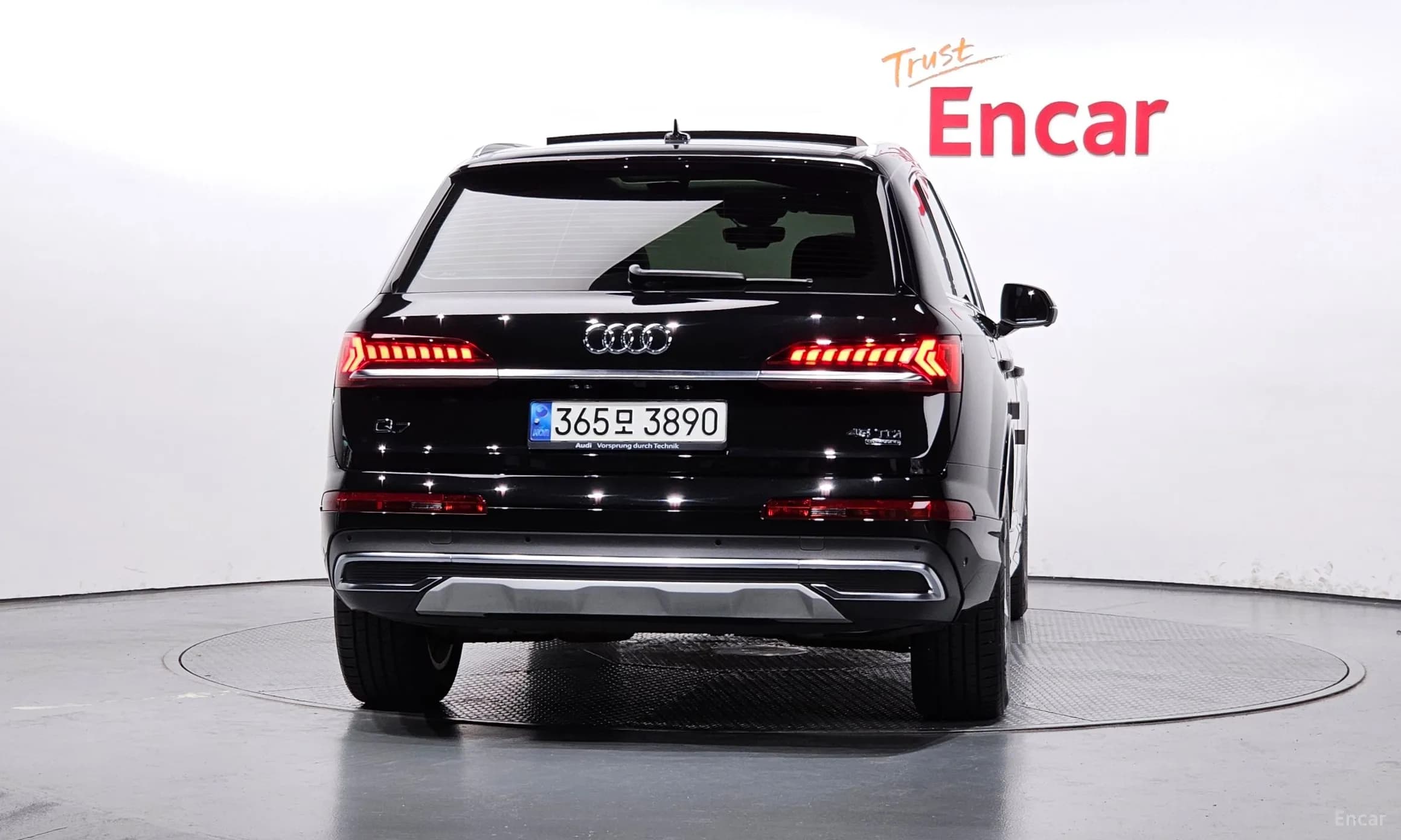 Q7 (4M)