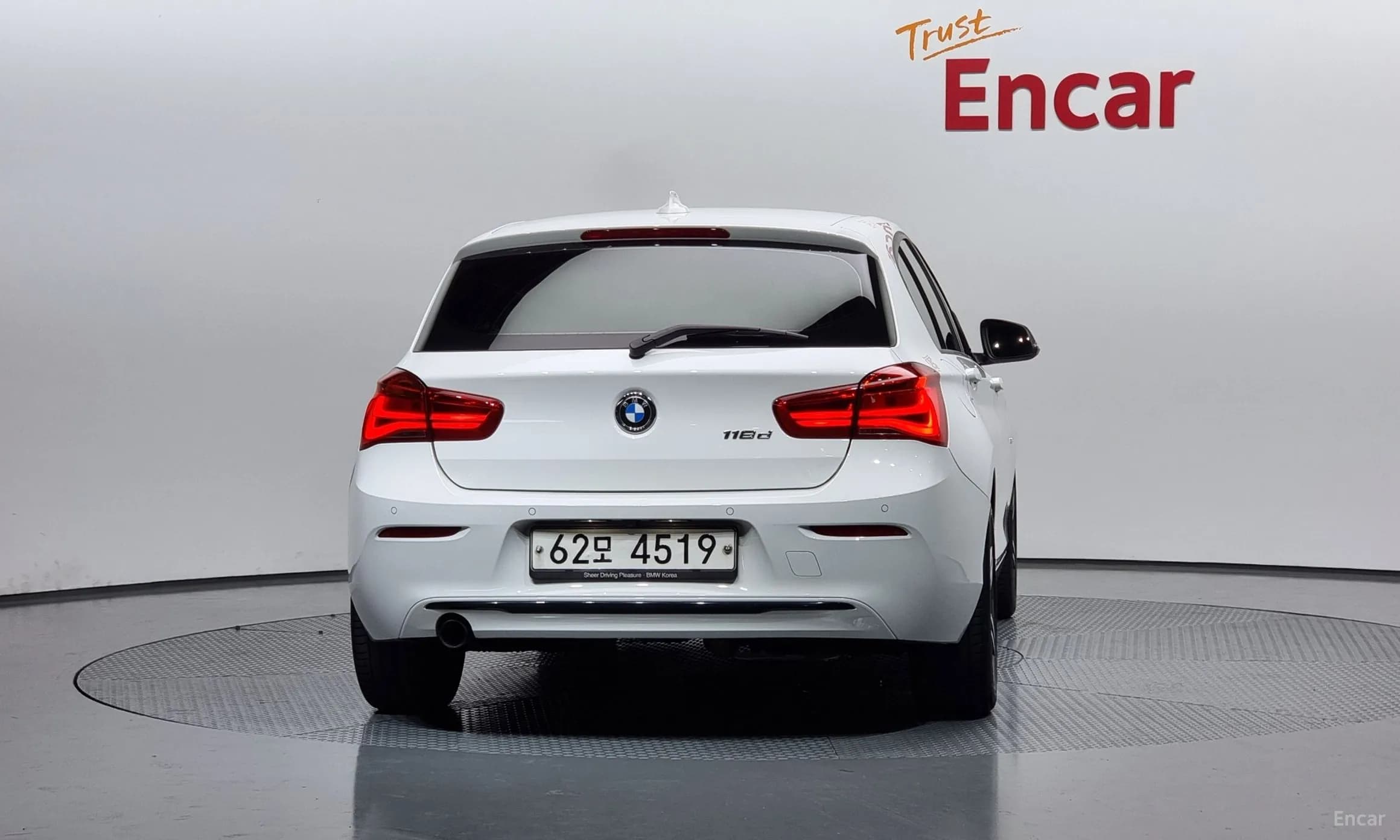 1 Series (F20)