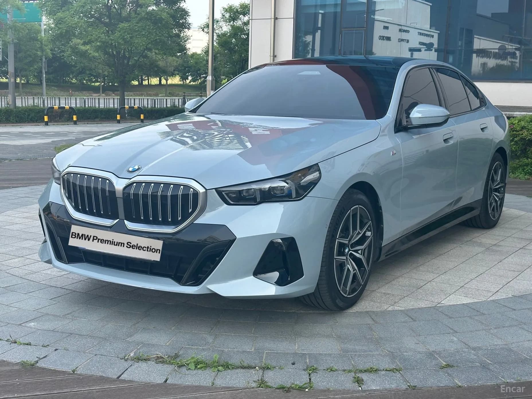 5 Series (G60)