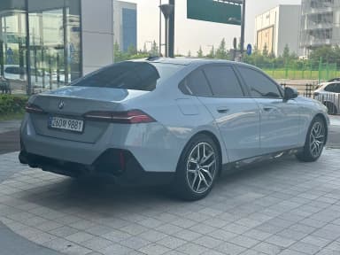 5 Series (G60)