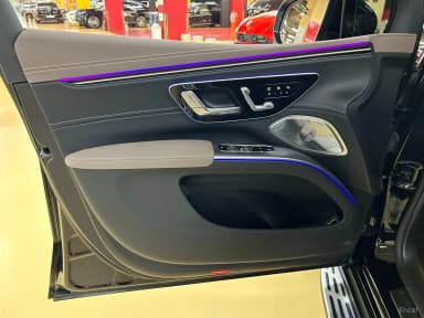 EQS SUV X296