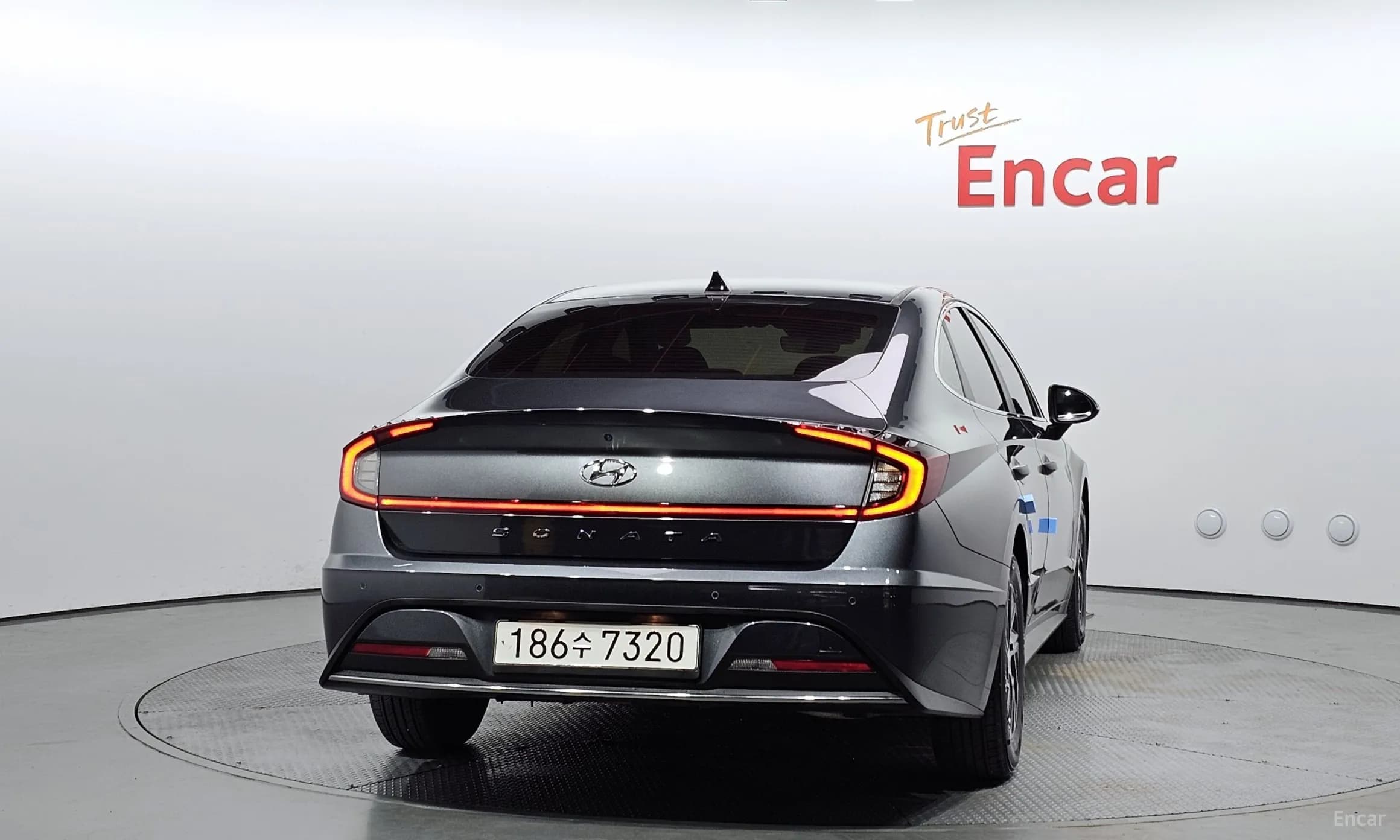Sonata Hybrid (DN8)