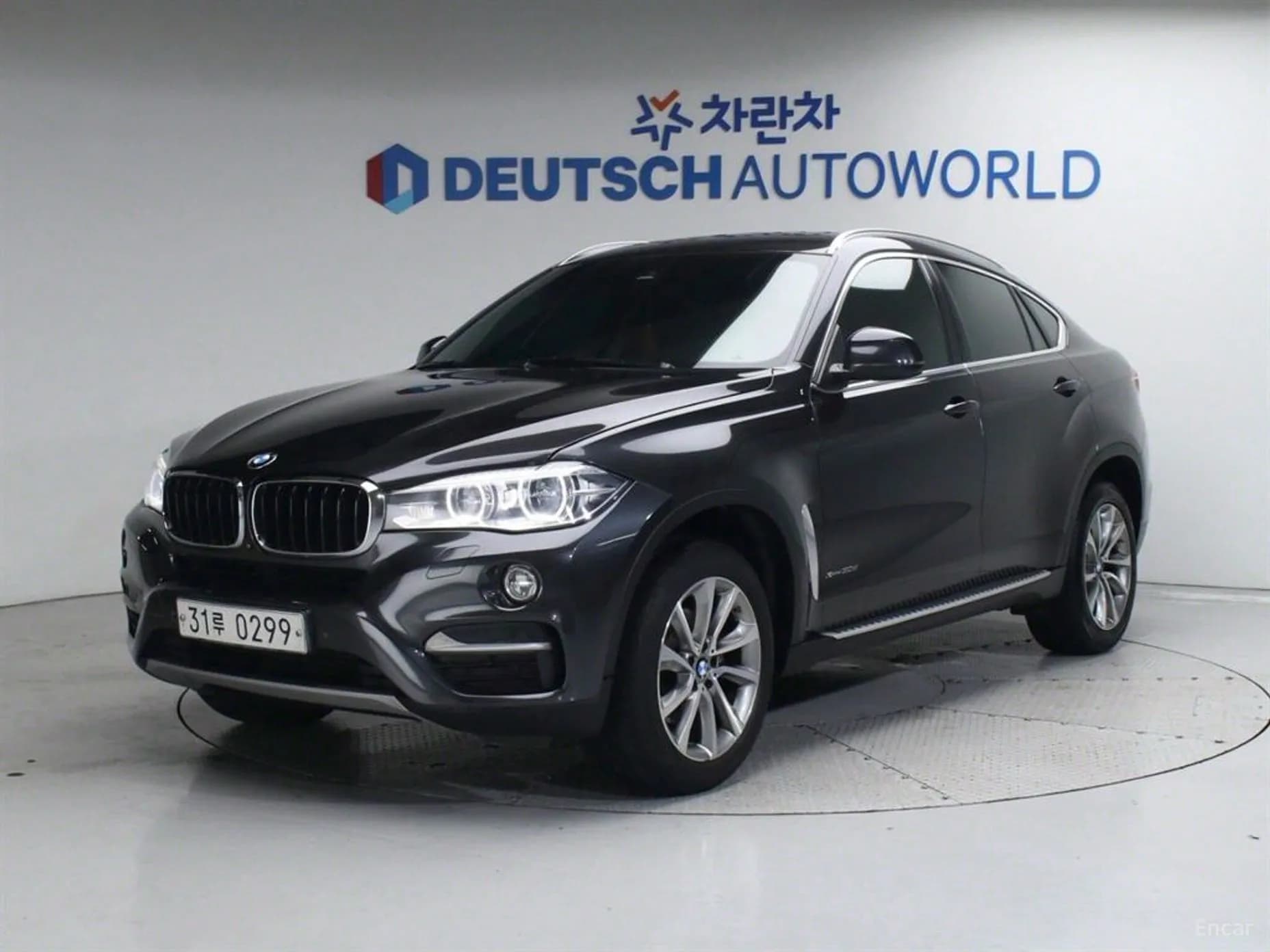 X6 (F16)