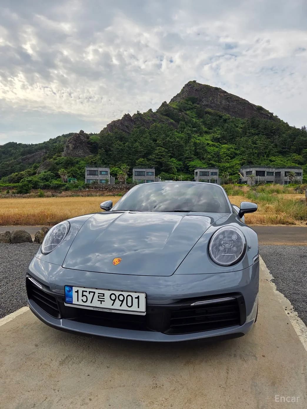 911 (992)