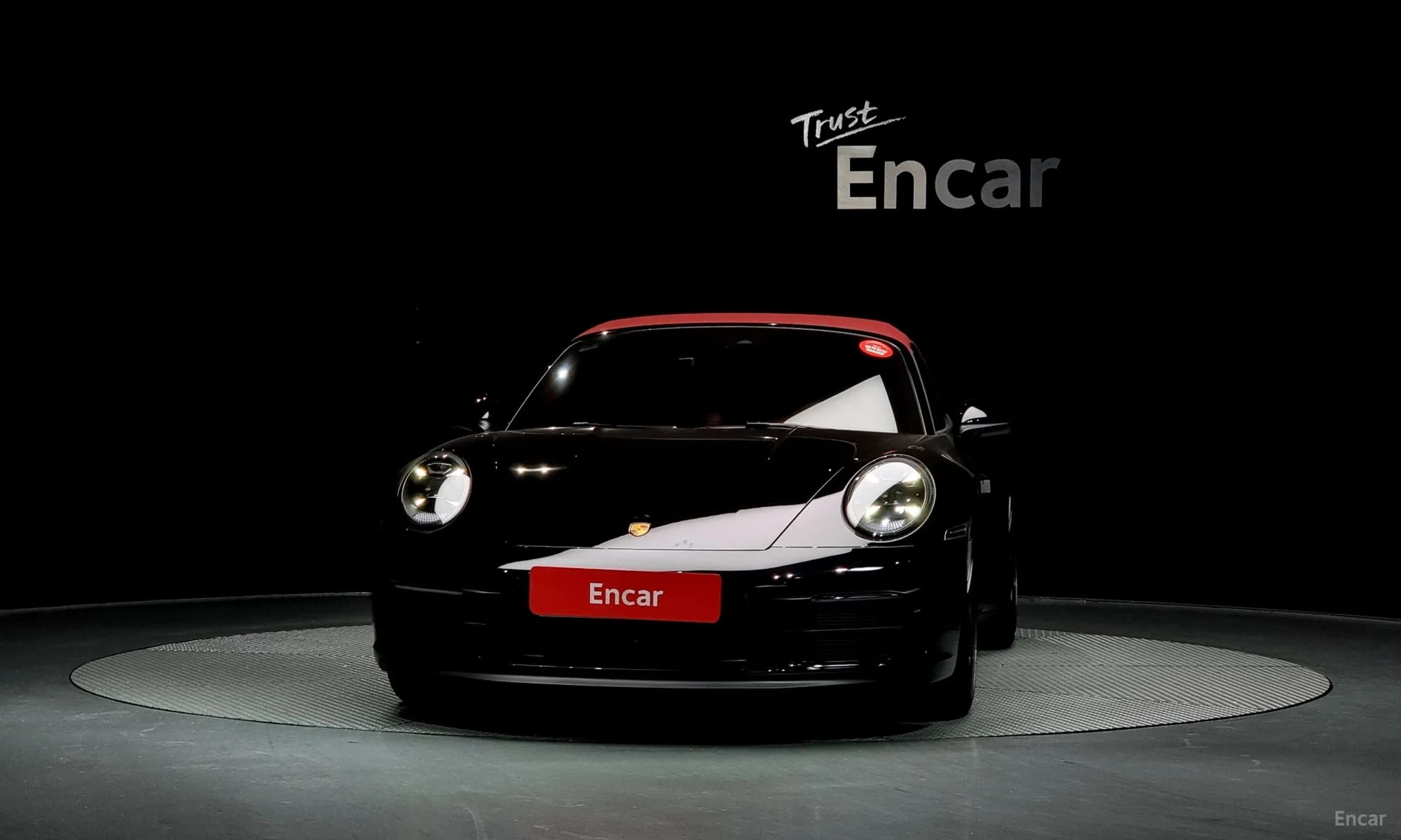 911 (992)