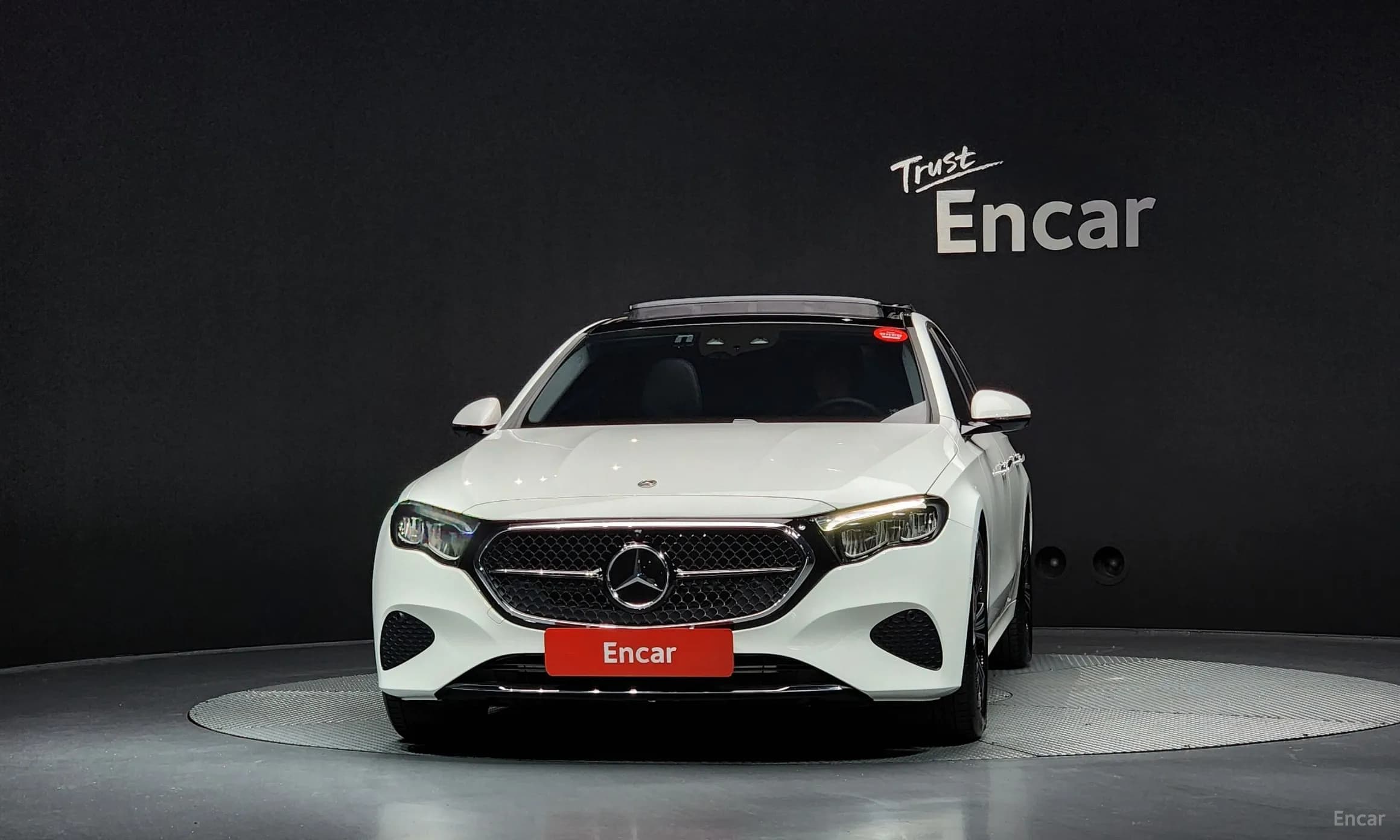 E-Class W214