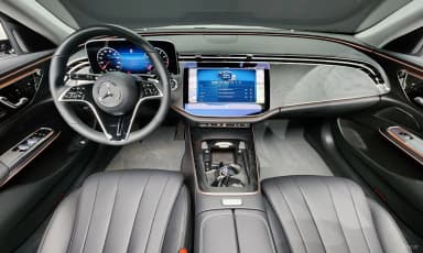 E-Class W214