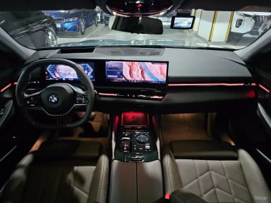 5 Series (G60)