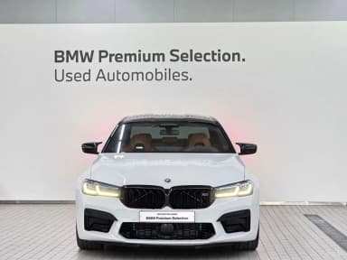 M5 (F90)
