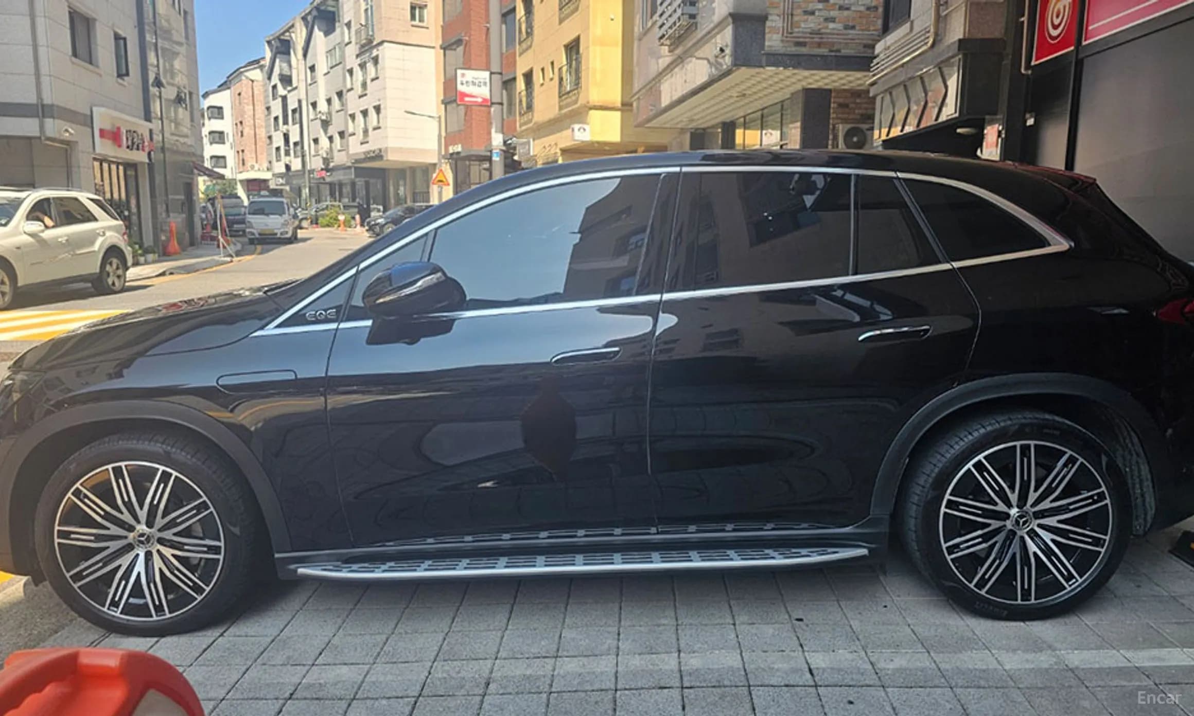 EQE SUV X294