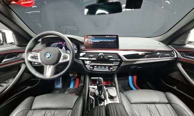 5 Series (G30)
