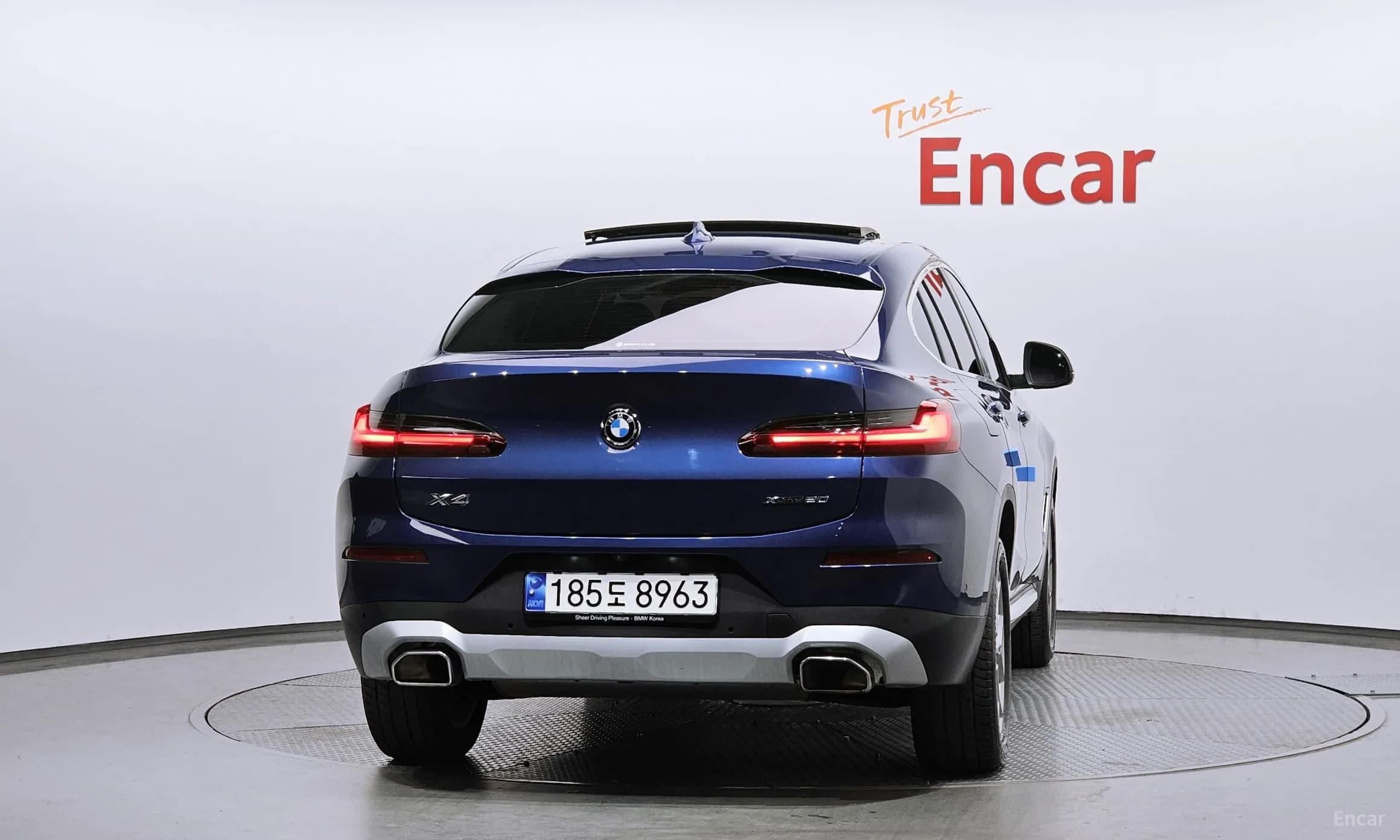 X4 (G02)