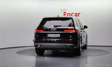 Q7 (4M)