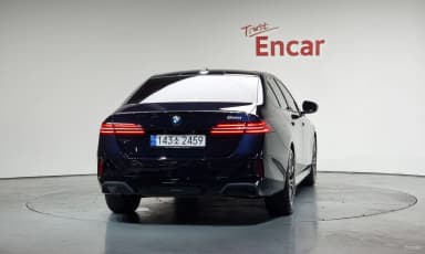 5 Series (G60)