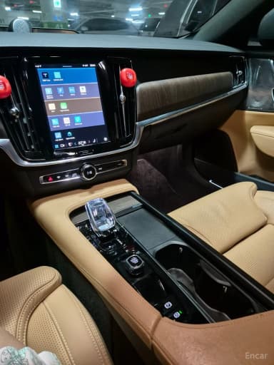 S90