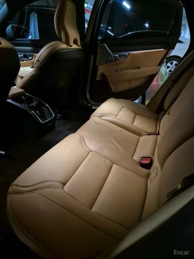 S90